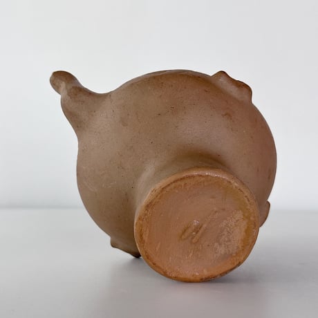 studio pottery ostrich clay vase