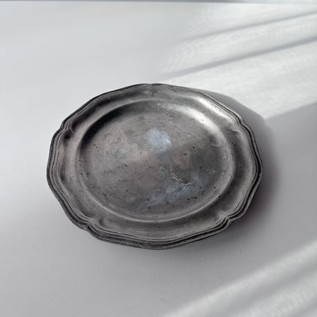 Pewter plate 70s