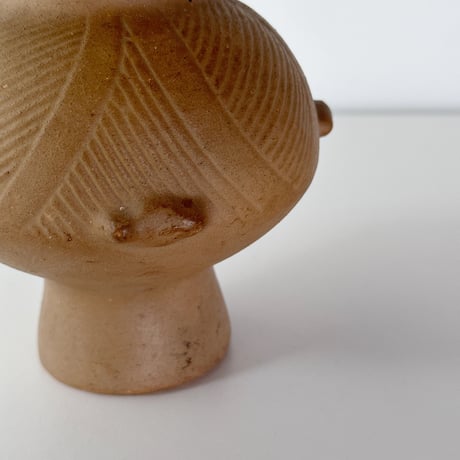 studio pottery ostrich clay vase