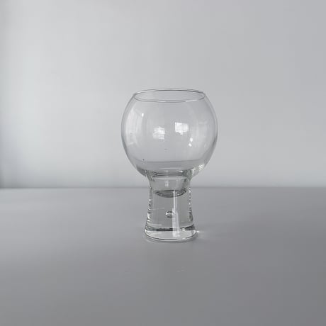 Big big goblet balloon (bubble on foot)