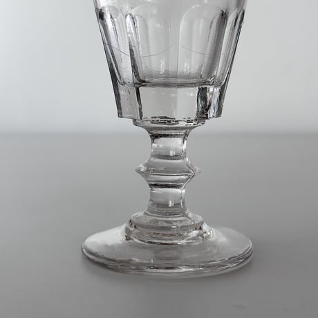 French liquor glass small 30s <G>