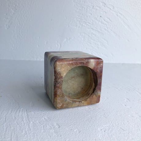 strata candle holder (COCOA)