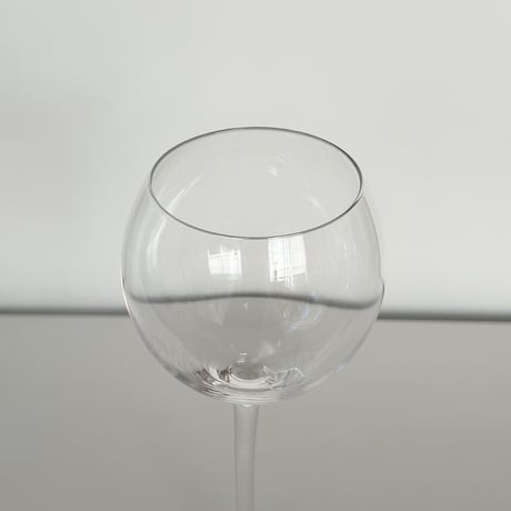 bowing glass 90s