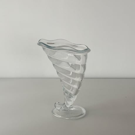 cone glass vase Italy 80-90s