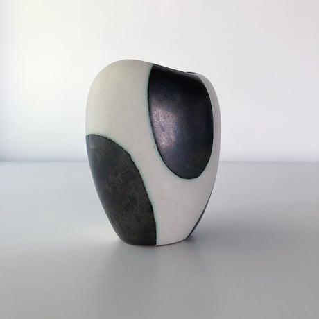 vase  Fritz van Daalen 50s