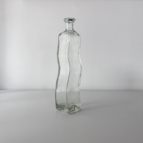 vintage curved bottle vase 70s USA