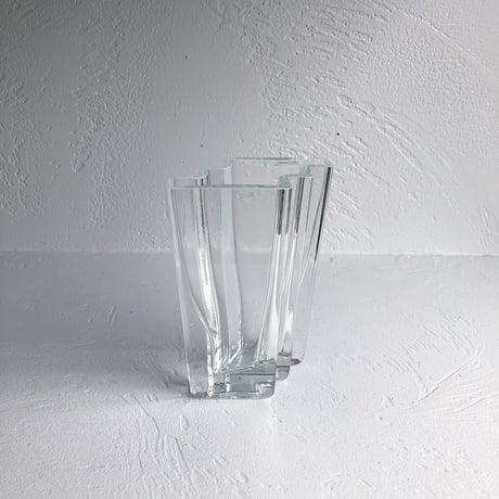 zig zag vase 70s