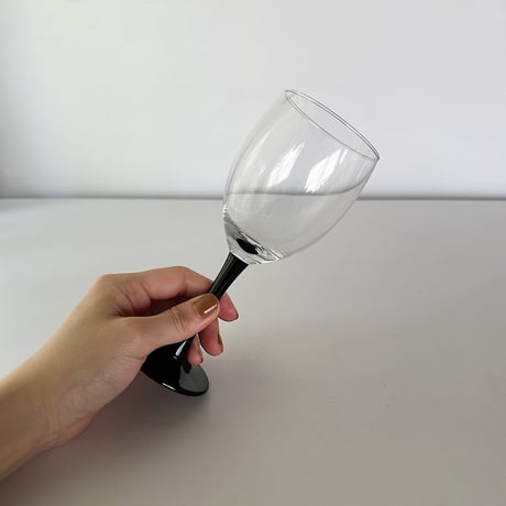glass with black stem 80s