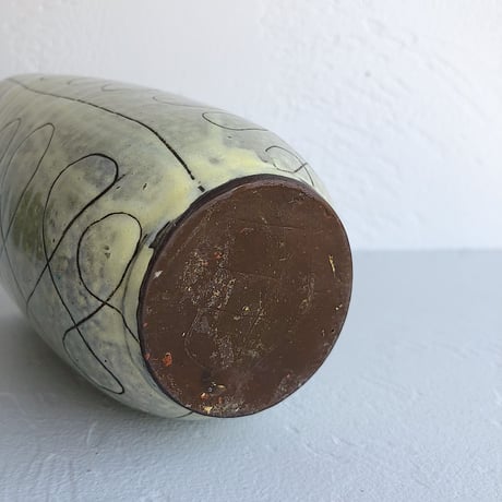 vase triangle ceramic 60s