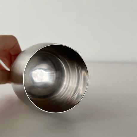 stainless-steel goblet plump