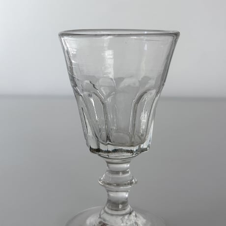 French liquor glass small 30s <E>