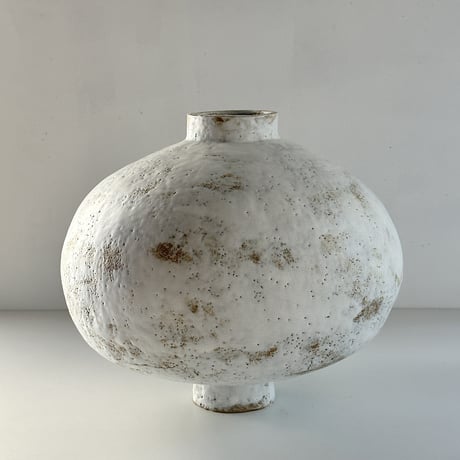 Studio Beurre / round vase