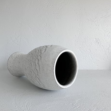 white club-shaped vase by Luise Wappler E.Germany
