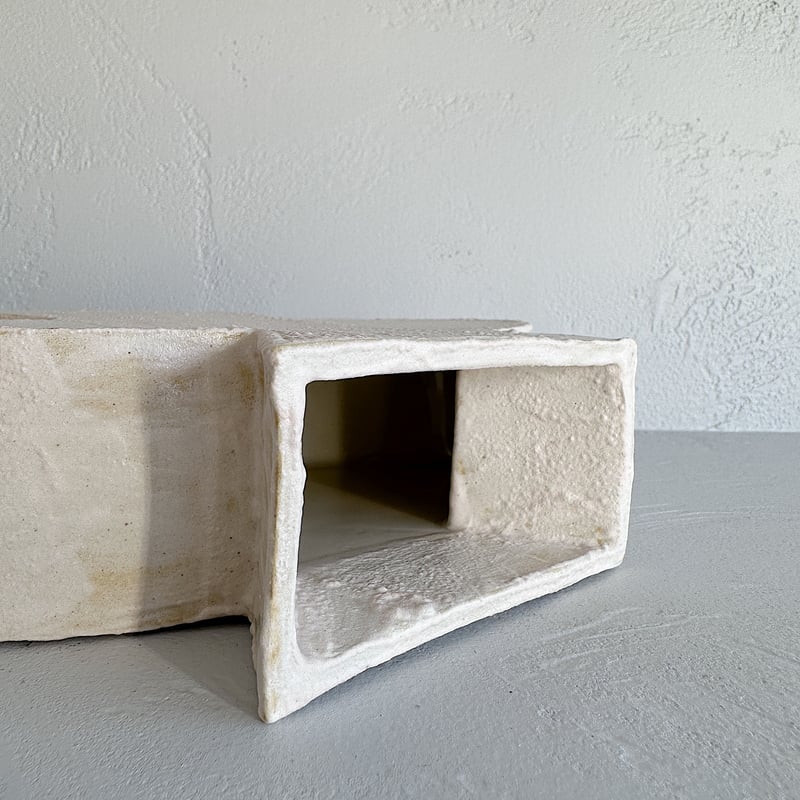 AYA COURVOISIER vase KIRIE / TEXTURED | EYEO