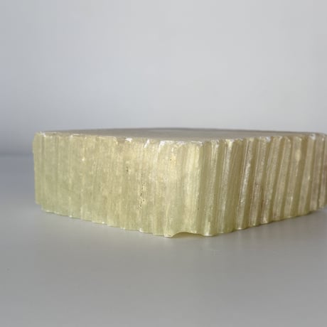 alabaster tray cream 60s Europe