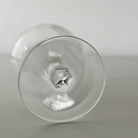 wine glass with hexagon stem FRANCE