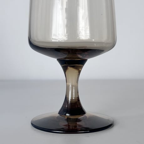 smokey-brown wine glass 60s