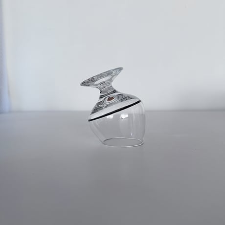 Belvelled glass Europe 80s <MEDIUM>