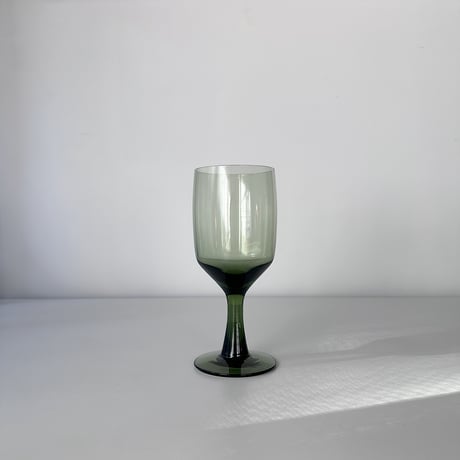 olive green goblet 70s Europe