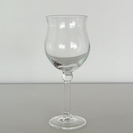 tulip wine glass 50s Europe