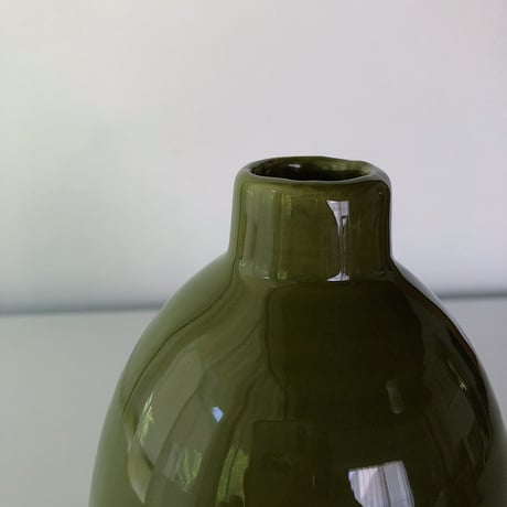 vase olive