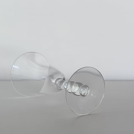 big trumpet wine glass with bubble stem 80s