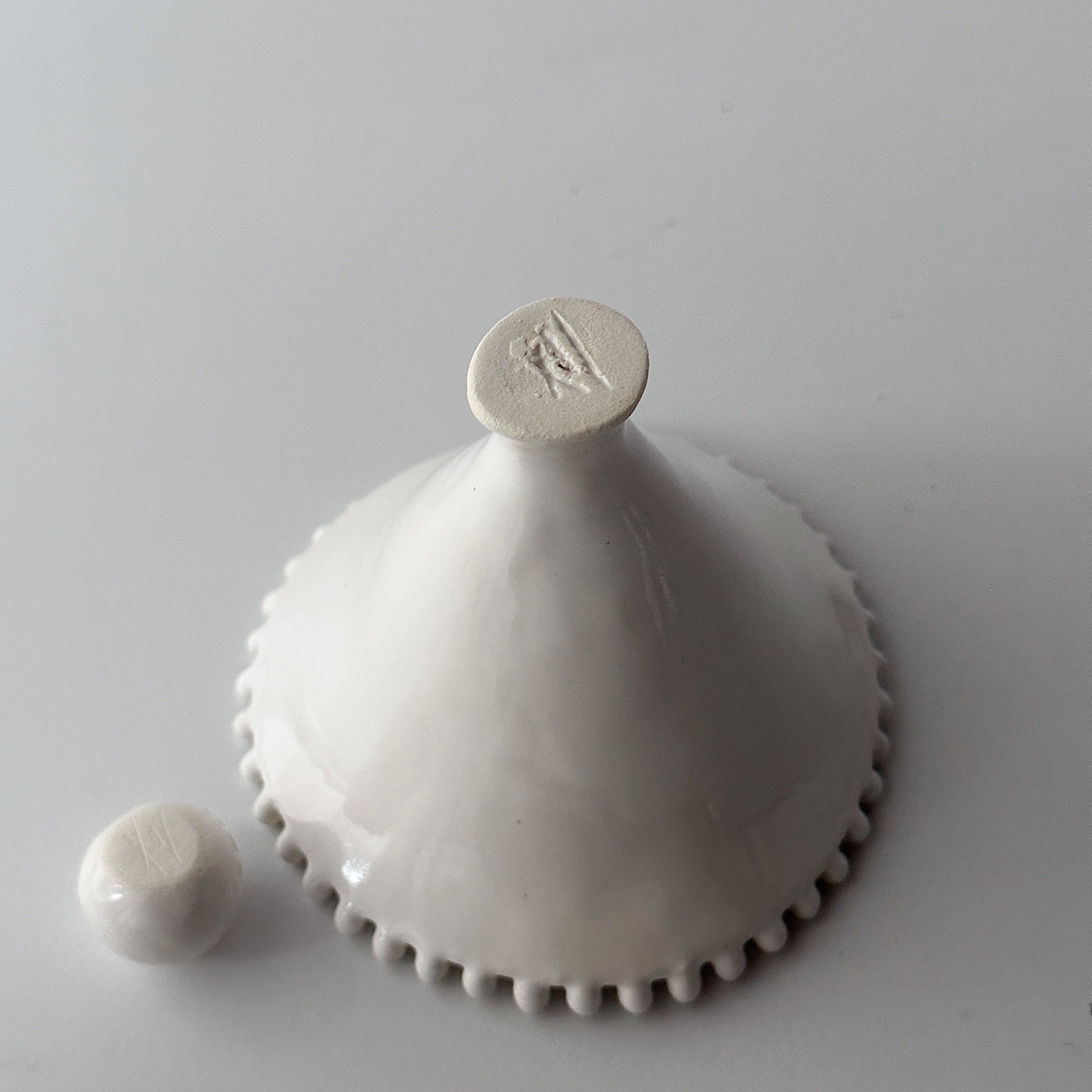 AYA COURVOISIER incense holder PERLE mini | EYE