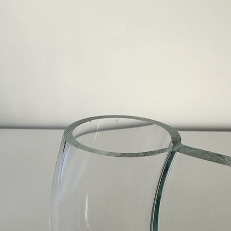 vase u shape 80s Europe