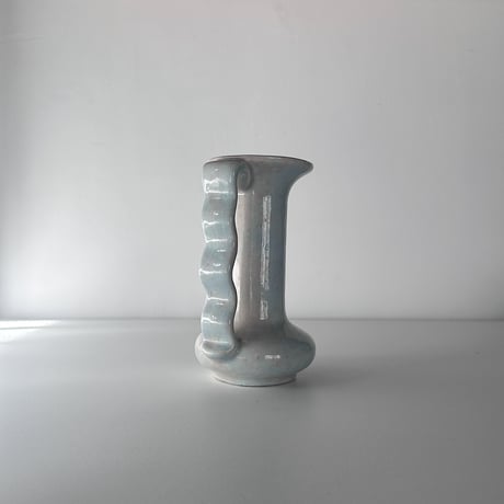 vase with wavy handle Gonder 50s USA