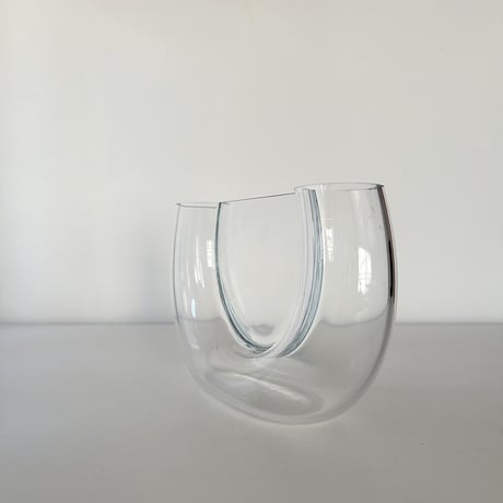 vase u shape 80s Europe