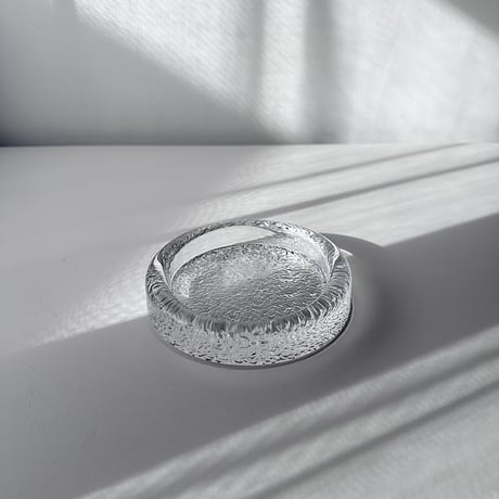 circle glass tray Finland 60-70s