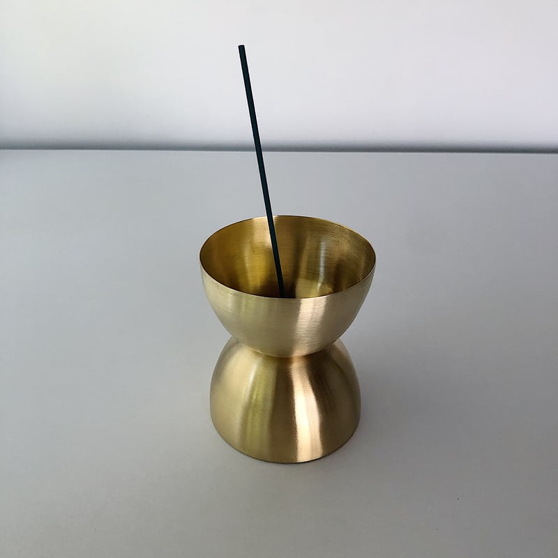 Lightly Essence burner brass | EYEON general store
