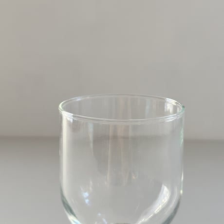 chubby stem wine glass 80s Europe