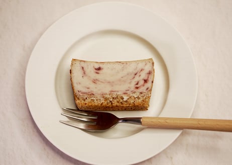 【期間限定】からだにやさしい濃厚チーズケーキ（いちご）