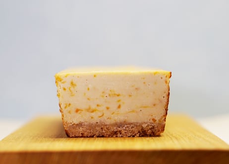 【期間限定】からだにやさしい濃厚チーズケーキ（甘夏）