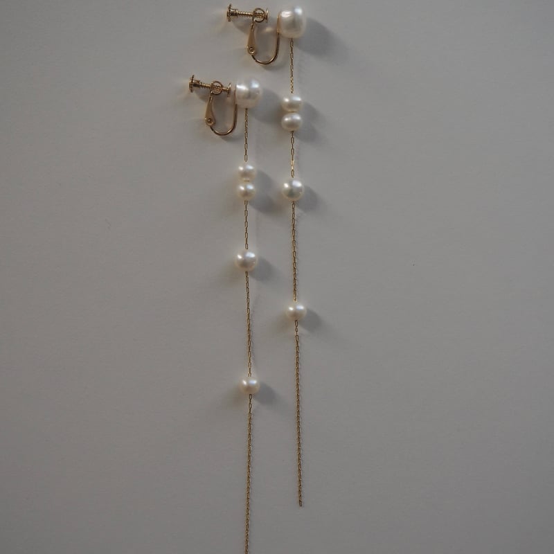 long stilla pearl / earrings | La sana