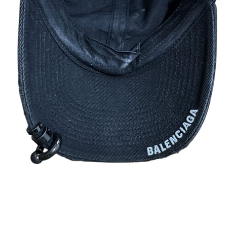 【BALENCIAGA】HEAVY PIERCING CAP