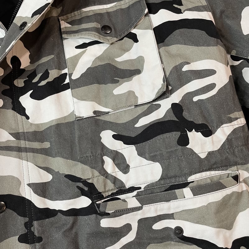 BALENCIAGA 21AW ASYMMETRY CAMO BLOUSON