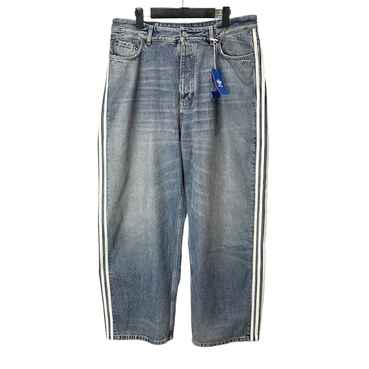 BALENCIAGA】× ADIDAS WIDE BAGGY JEANS | AURUM R BALENCIAGA】× ADIDAS WIDE BAGGY JEANS | AURUM R