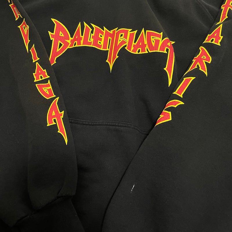 新品未使用 BALENCIAGA METAL LOGO HOODIE 【公式通販】