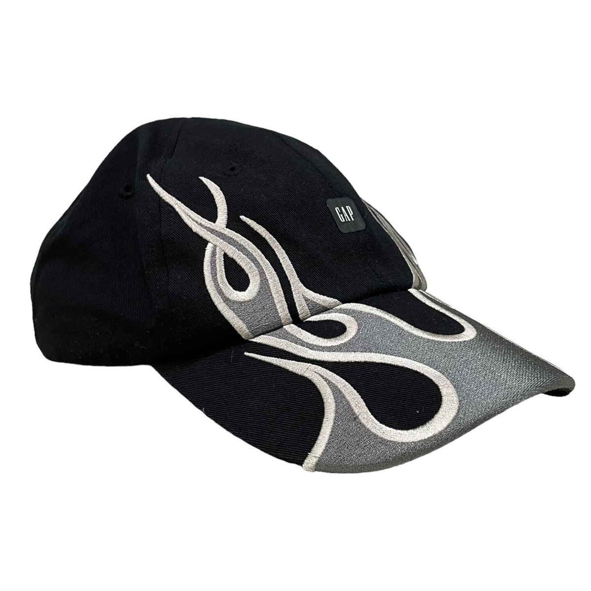 YEEZY】× GAP ENGINEERED BY BALENCIAGA CAP | AUR