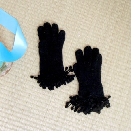 Knitted black gloves