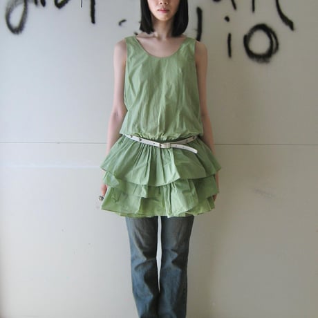 green dress