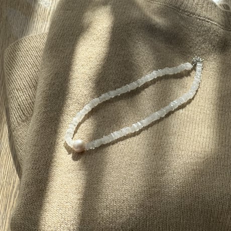 ムーンストーンにパールを合わせて　[nature TMC] Iridescent Snow ネックレス