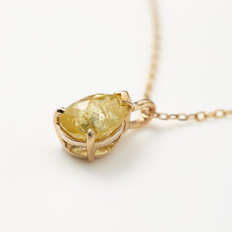幸せのイエローダイヤモンド AARUSHI　ペアシェイプイエローダイヤモンド0.95ct　10KYGネックレス