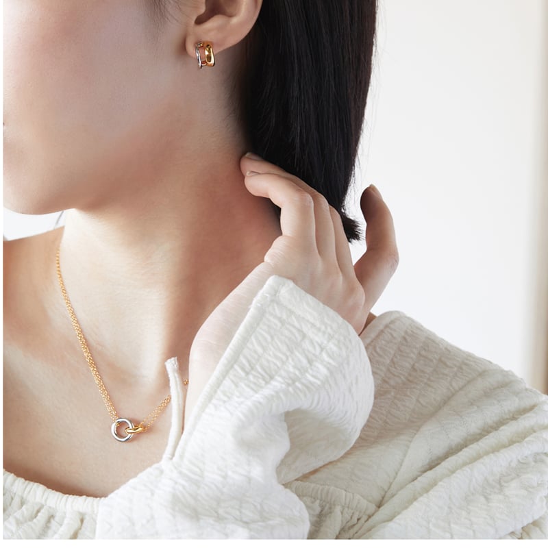 LINKS シルバー925製ダブルサークルネックレス | The May Chang LINKS シルバー925製ダブルサークルネックレス | The May Chang