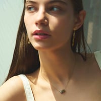２色のダイヤモンドをハートの傍に　AARUSHI　ダブルダイヤモンド1.82+2.35ct　18KYGネックレス