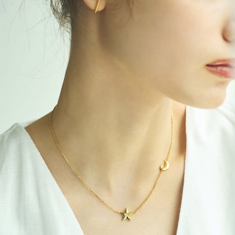月と星のモチーフがきらめいて　TRINITY　シルバー925製ムーンスターネックレス