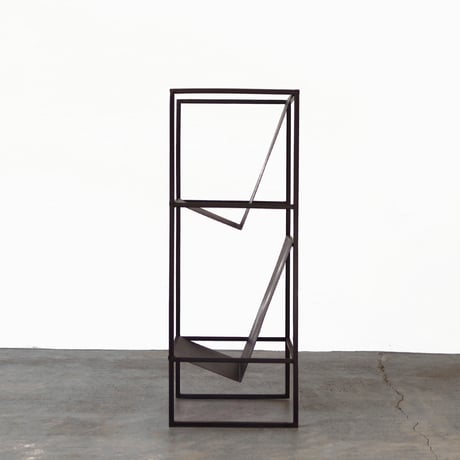 SL IRON MAGAZINE RACK