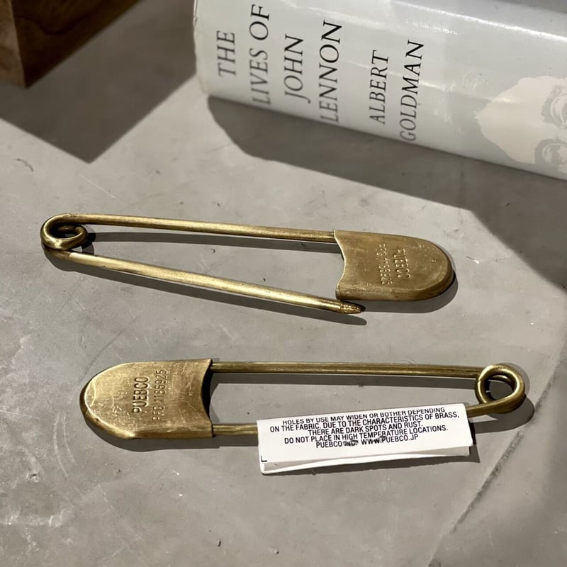 Brass Safety Pin 13cm | NICO STOCK Furniture